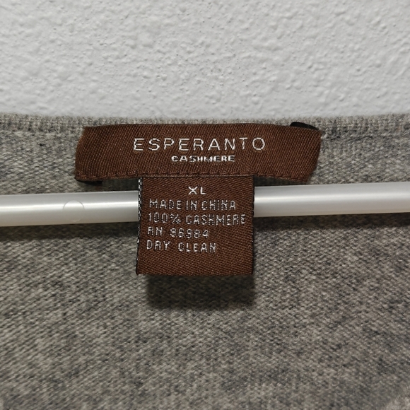 Esperanto 100% Cashmere Sweater XL Mens Light Gray Long Sleeve V Neck - Picture 4 of 4